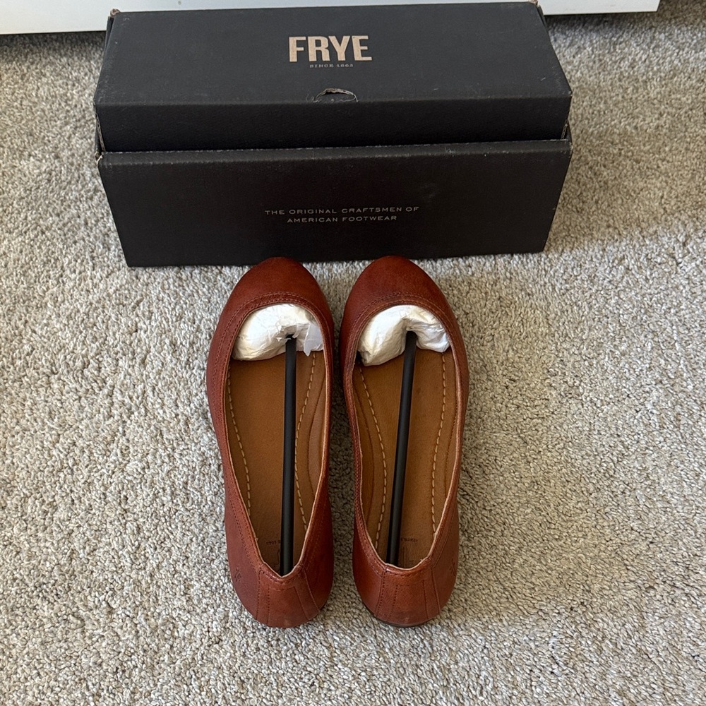 Frye Women's Carson Ballet Flats - Cognac